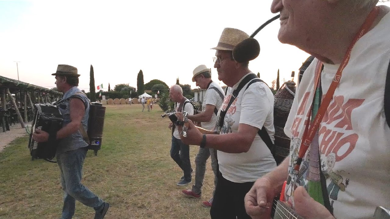 arriva-la-banda-pescia-romana-butterata-2024-youtube