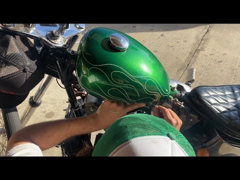 How To Pinstripe Flames With Tape