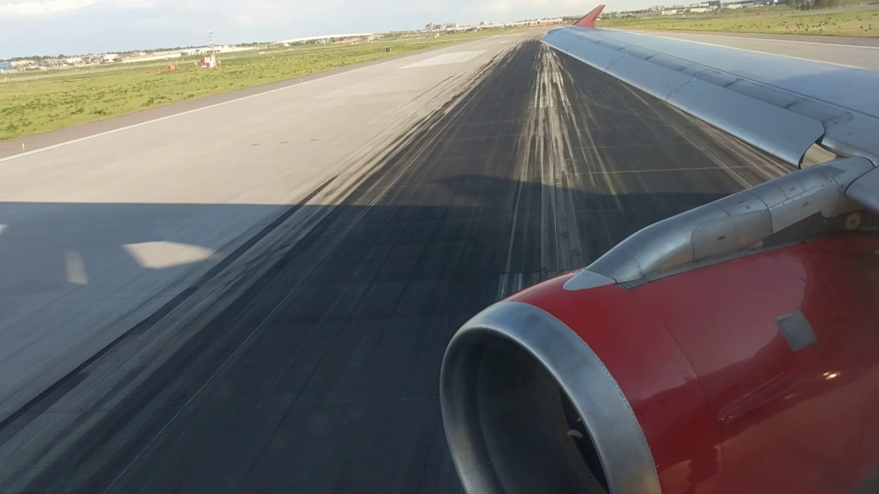 Air Canada Rouge Airbus A319 Departure from Calgary. *Nice Sound*