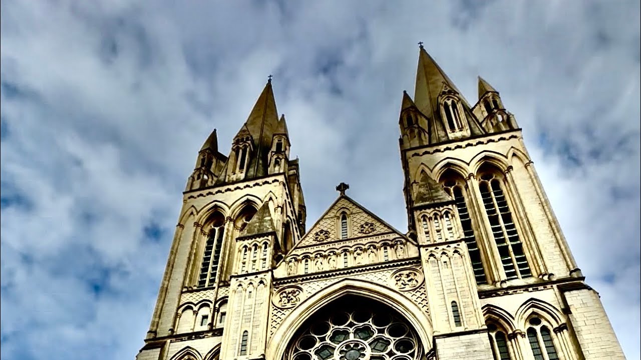 Little Bob Maximus at Truro Cathedral ￼