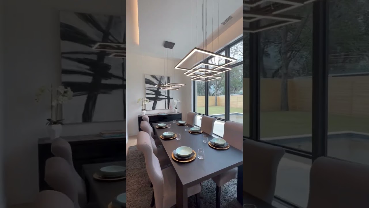 What’s your favorite part about this luxury home in Dallas? 🤌🏼 