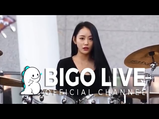 Bigo Live: Beauty Host Lily Play the Drum class=