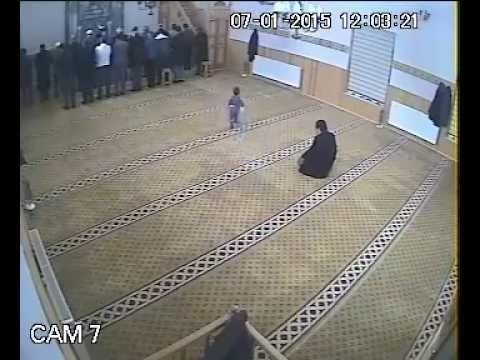 Camide Yaramaz Çocuk ( Kayseri) Naughty boy in Mosque