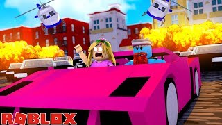 LITTLE KELLY THE MOST WANTED CRIMINAL !!! Sharky Roblox