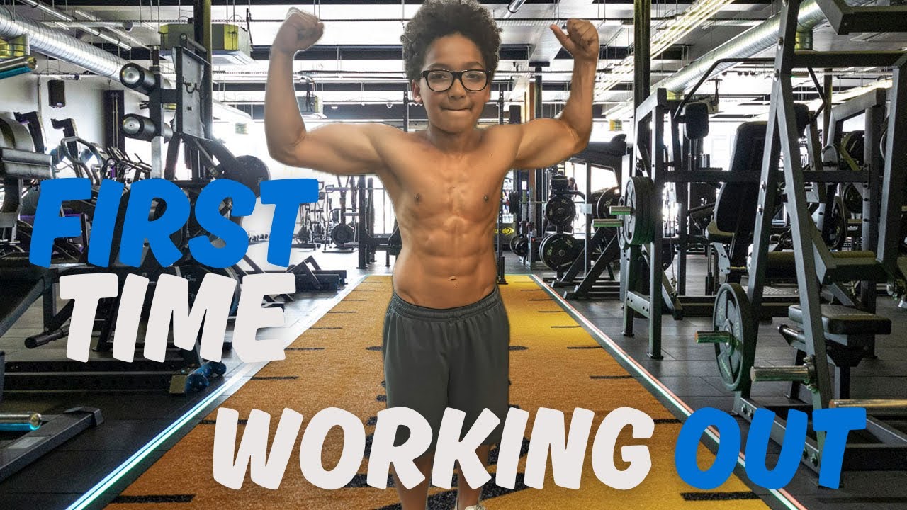 Aaron first day in the gym - YouTube