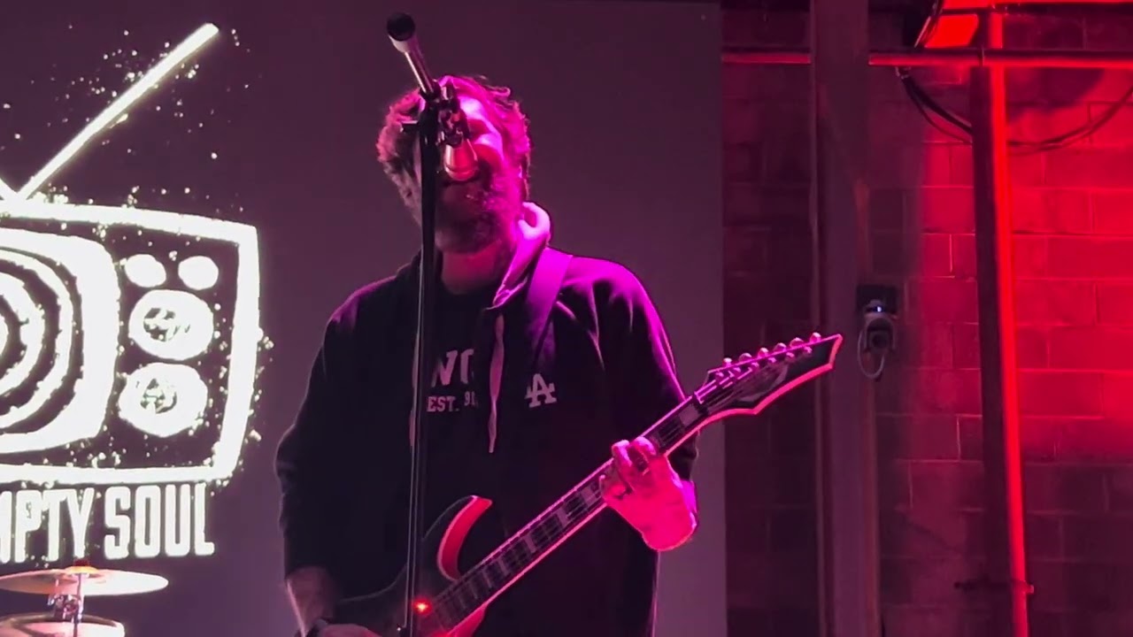 Smile Empty Soul - Bottom Of A Bottle (Live) 2x20x26 at The Foundry in Waynesboro, Va.