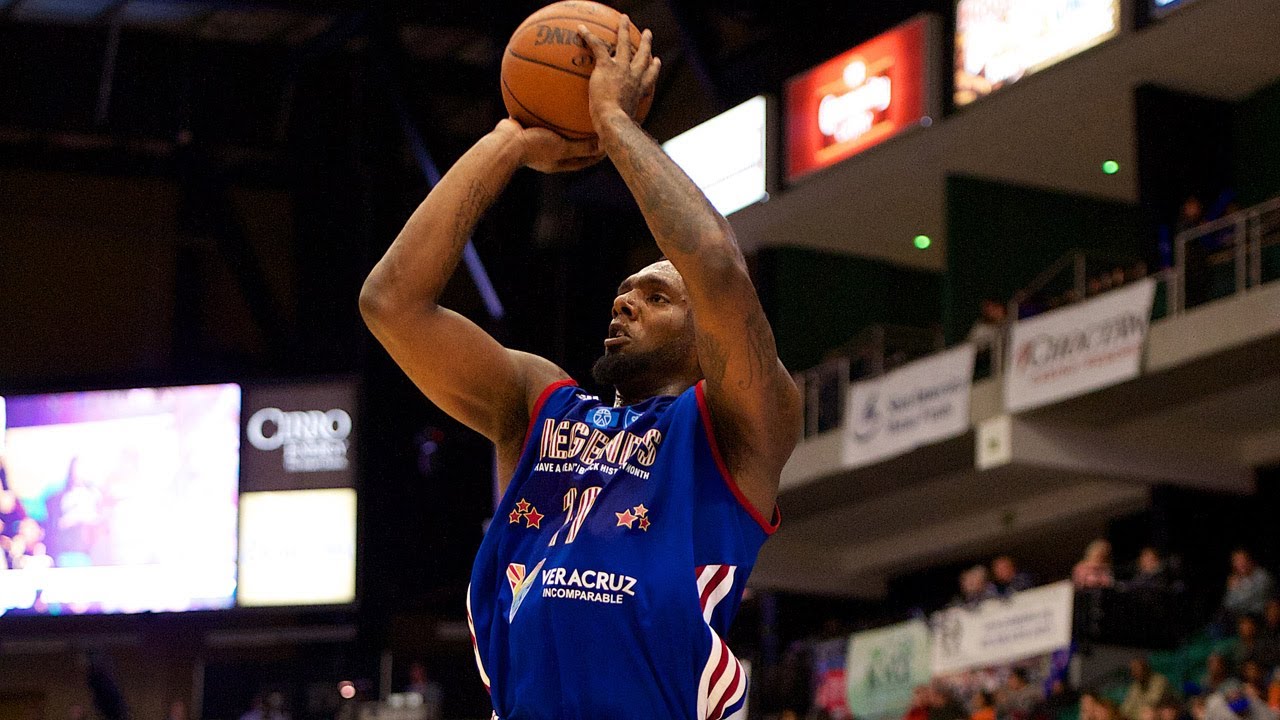 NBA Draft prospect PJ Hairston shows off unlimited range with Texas Legends