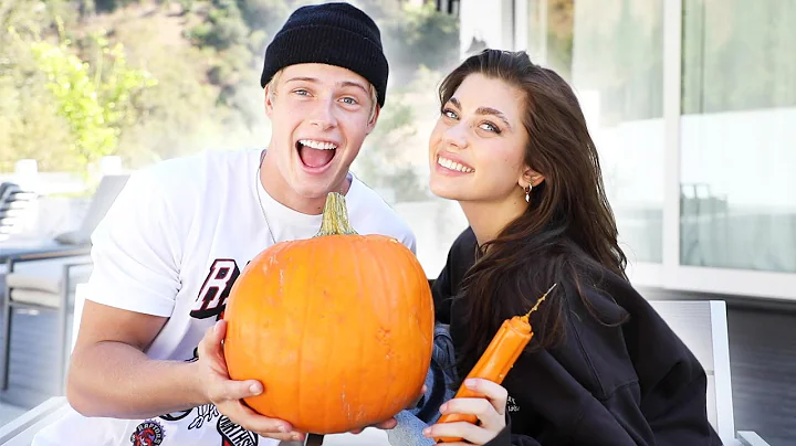 PUMPKIN CARVING WITH AMELIE