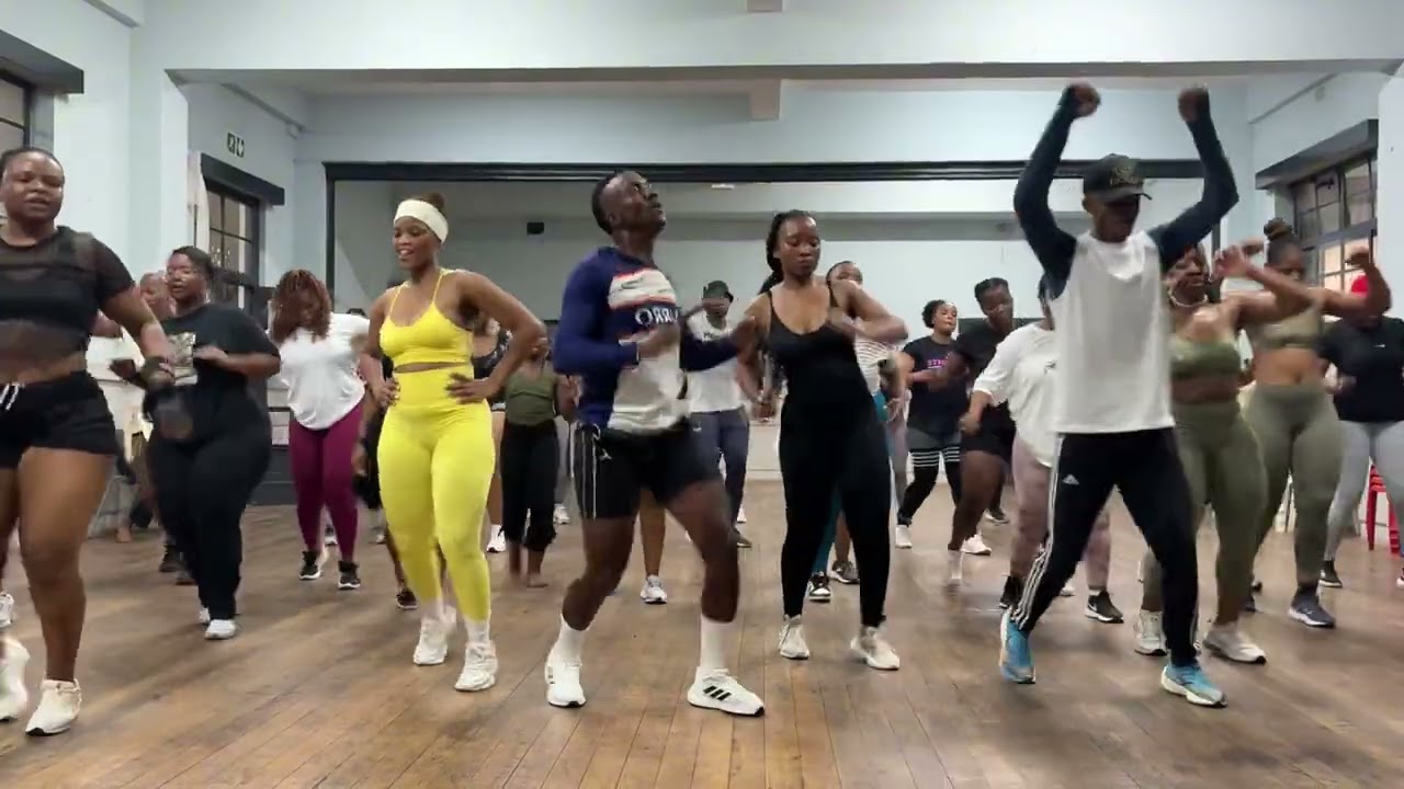 Ягодичные мышцы, квадрицепсы и мышцы кора