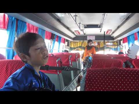 Farizal Idola Indonesia Junior di Bus