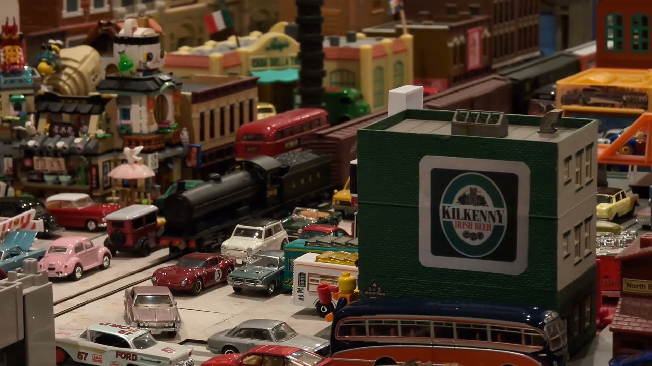 LNER Raven Class Q6 Hauls American Box Cars