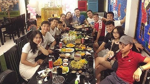 Hậu lễ mừng công, tụ tập cùng Tiến Dũng, Đức Chinh, Quang Hải vẫn kè kè bạn gái