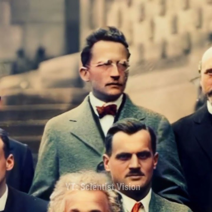 Erwin Schrödinger edit ⚡
