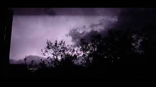 Un fort orage dans la région d'Akfadou, Etat de Bejaia, comme c'est beau