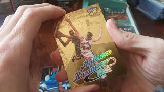 1998-99 Ultra basketball hobby box Amazing case hit