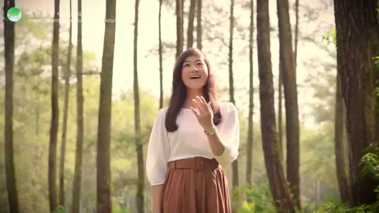 Deasy Juwita 方馨楦 - 自然幸福綿綿 (Naturally Joyful in Eternity)