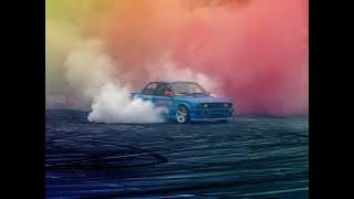 Suara Mobil Drift Keren Banget..