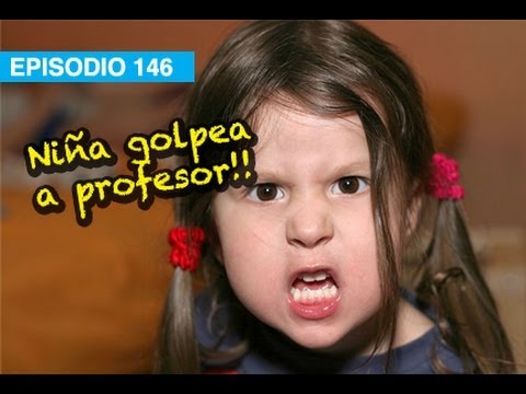 Niña golpea a Profesor! l whatdafaqshow.com