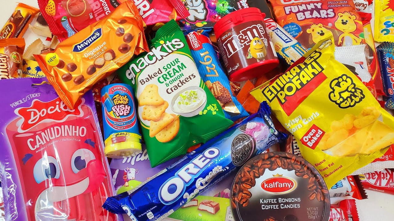 New Yummy Snack opening potato chips crackers M&M's new oreo kit kat candy bars