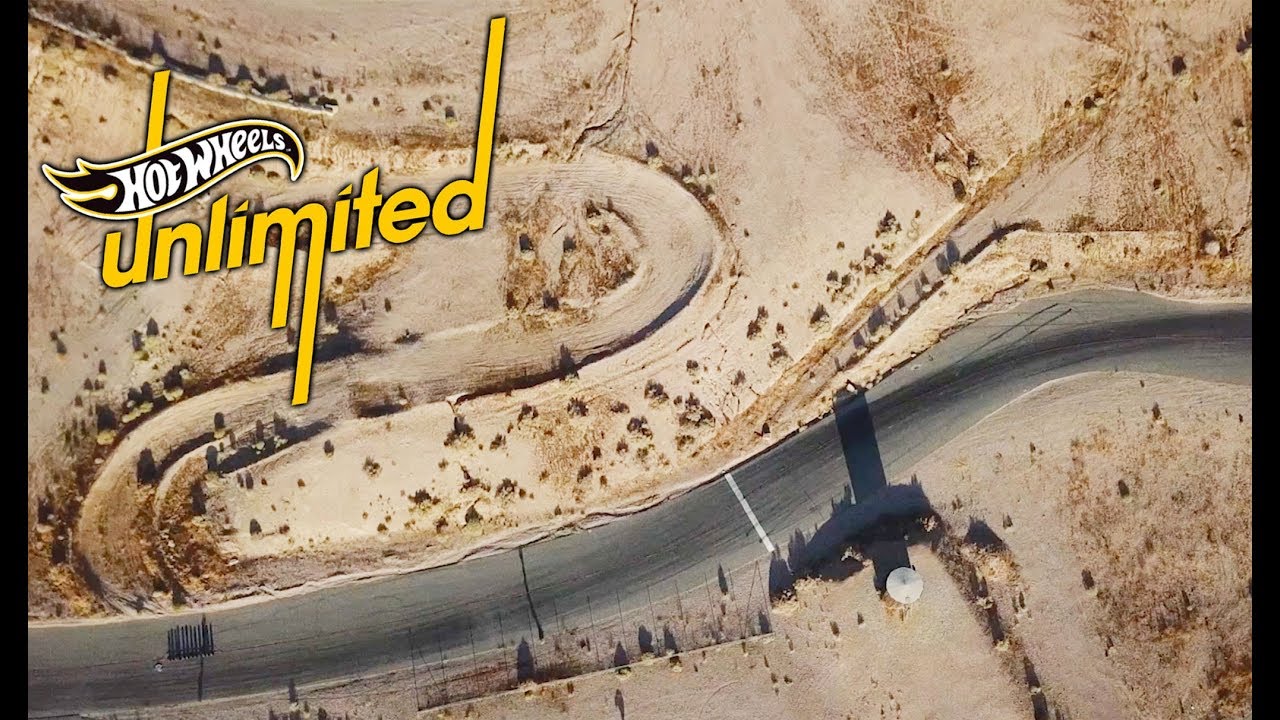 FIVE THOUSAND FEET OF TRACK | Hot Wheels Unlimited | @HotWheels