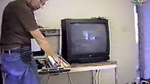Charles Good - Demonstrating TI-74 (+ other Hardware) - TI and GENEVE Conference 1999 - Part_6/9