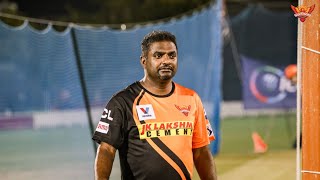 The art of spin bowling with Muralitharan