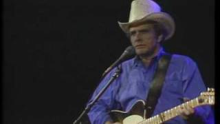 Merle Haggard - Mama Tried chords