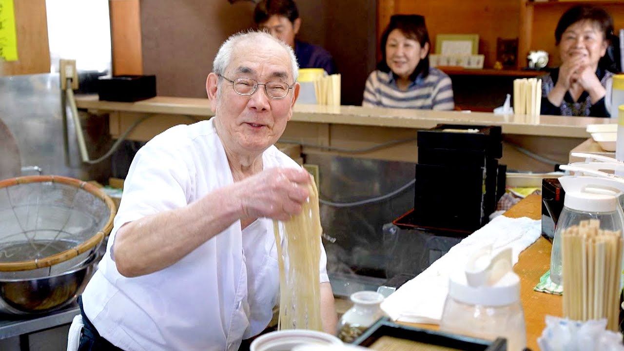 Огромная очередь на 3 минуты жизни 60 лет Эдо соба очень популярна!  #Айти гурман #Японская соба
