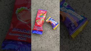 Monty Strawberry Lollipop Candy Popsicles