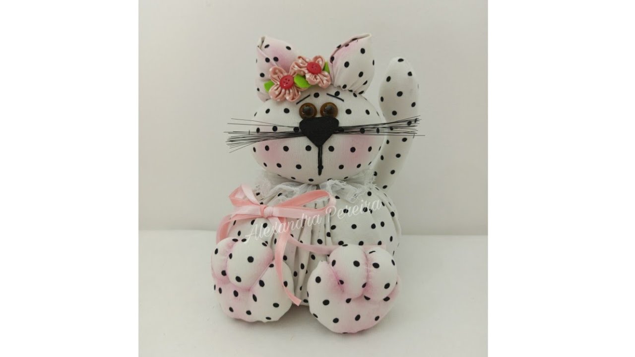 Peso de porta gatinho, feito com fuxico