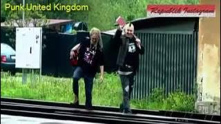 Perbedaan punk Indonesia dengan luar negeri