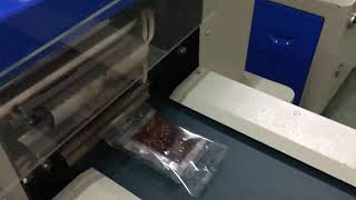 KT 250  food pillow packing machine