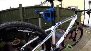 Giant 2014 XTC Advanced 27.5 4 Carbon Hardtail Mountain Bike out the box