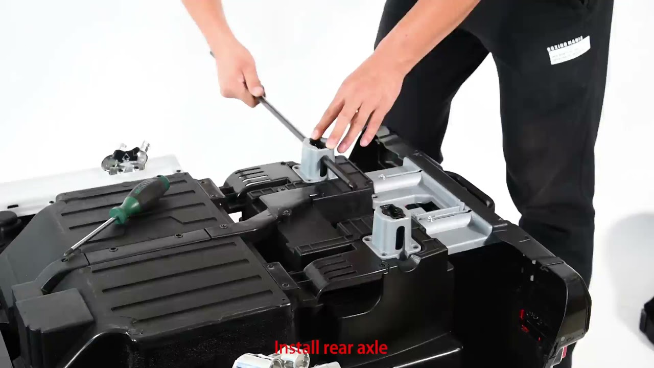 Mercedes G63 AMG ride on kids car assembling video.