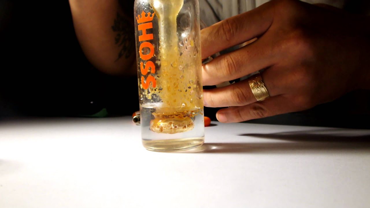 Showerhead close up & dab. hd