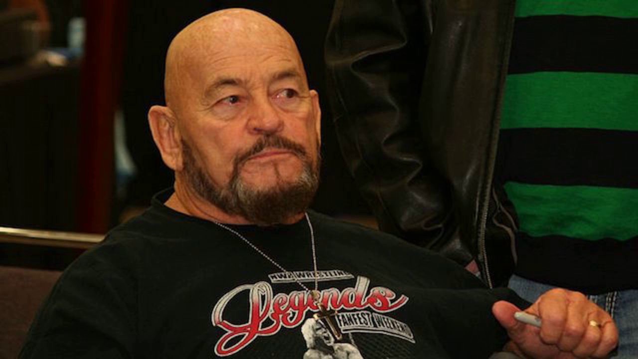 Guarda Over the Top Radio - RIP Ivan Koloff, George Steele, Chavo Classic su YouTube Guarda Over the Top Radio - RIP Ivan Koloff, George Steele, Chavo Classic su YouTube