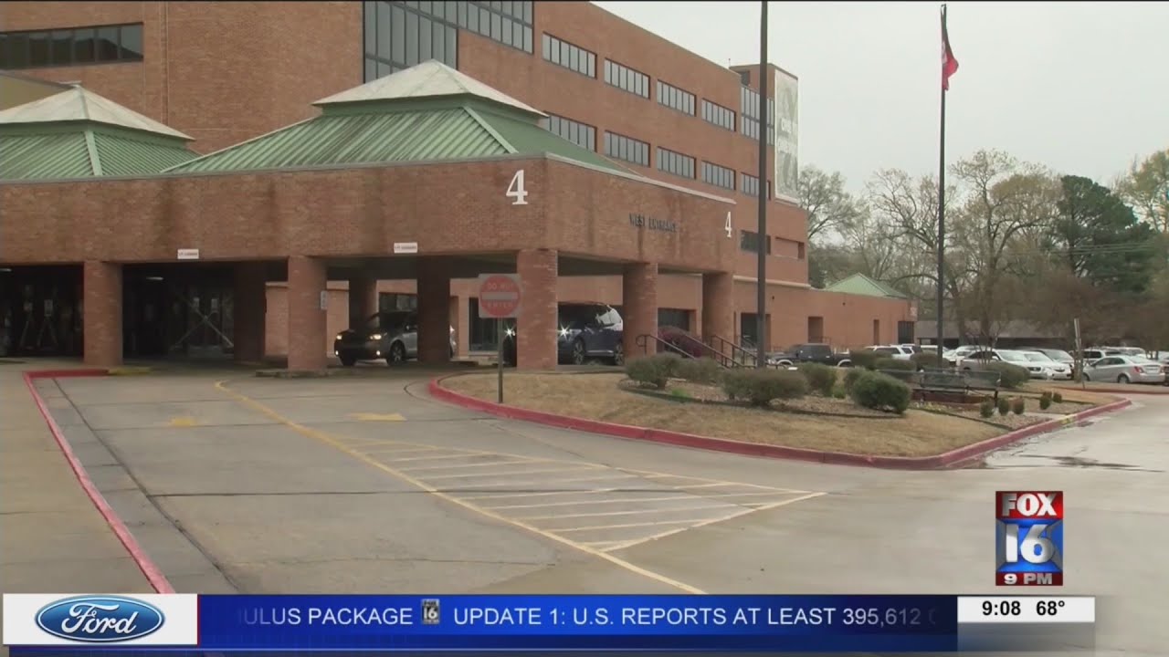 Nurse sharing her experience after testing positive with COVID-19