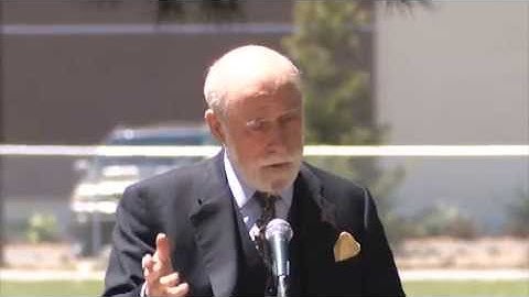 Vint Cerf at the 40th anniversary of the conception of TCP/IP in Palo Alto on Msy10th, 2014