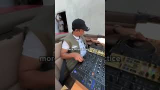 I Did A DJ Set In A Car: Behind The Scenes
Been DJing for decades but never DJed in a car like this. We had a proper sound system too and were blasting that while driving the streets of Sunset Boulevard in LA. Pretty surreal experience! I Did A DJ Set In A Car: Behind The Scenes