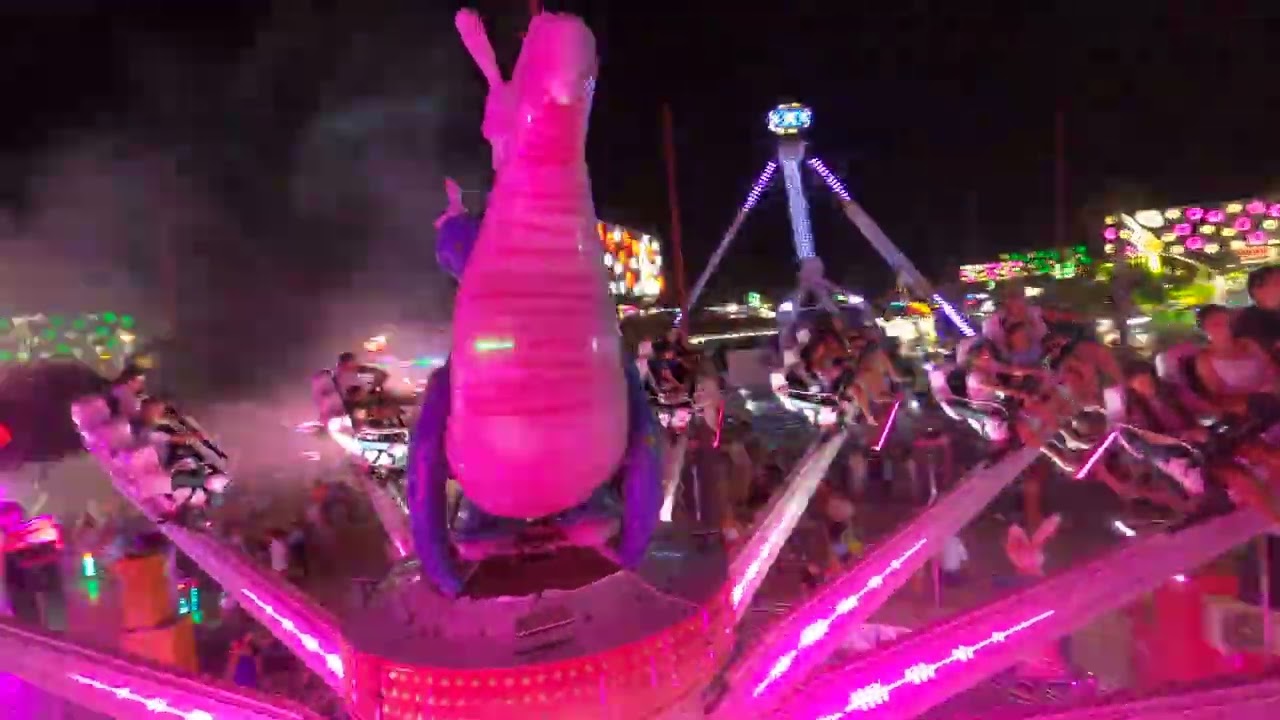 Canguro loco feria de Almería 2025