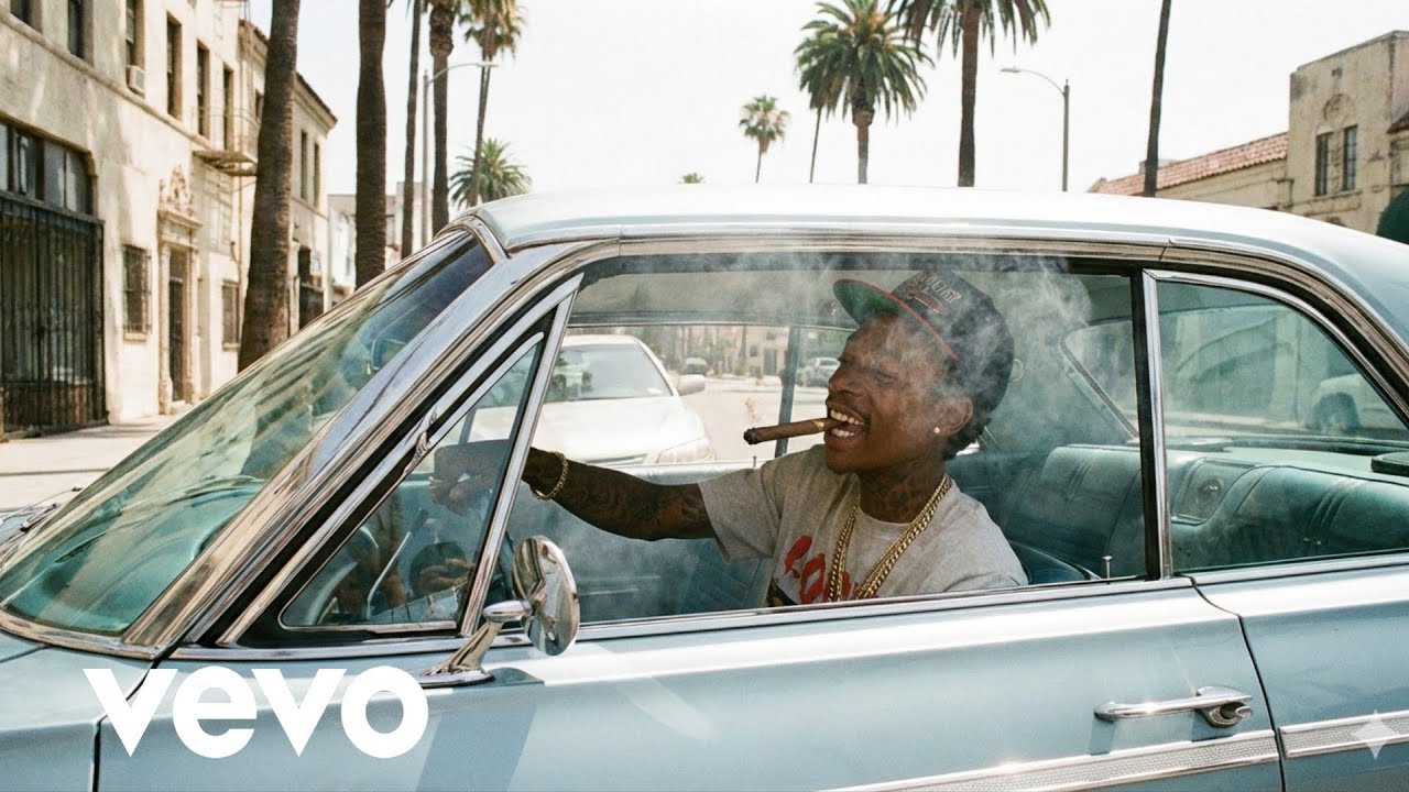 Wiz khalifa~ Blacked Out(official lyrics )