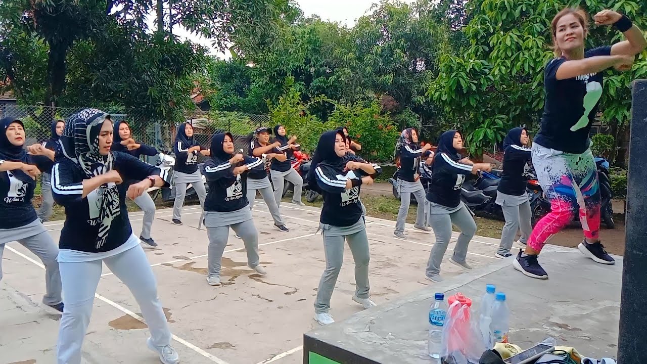 MIMPI MANIS _ Dewi Persik | SENAM COL BY WIAN LOVERS