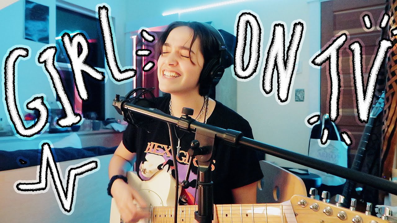 HOW TO HIDE YOUR CHEST (without a binder) 💅 , how to bind with sports