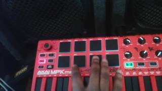 Demo Akai Professional MPK mini limited edition red and black screenshot 4