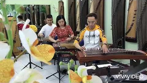 Lớp Đàn Tranh Thu Huệ _ Hòa tấu - Sầu tím thiệp Hồng -