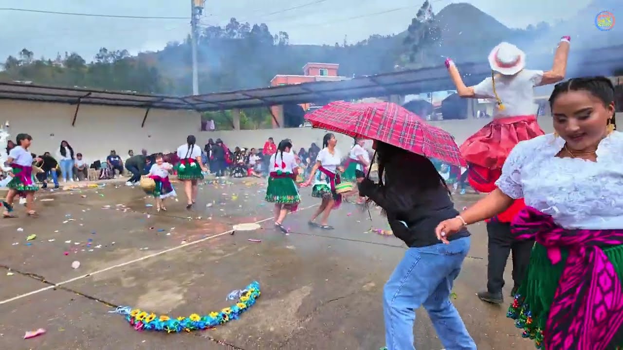 CHOLITAS FLORERAS RUMIHURCO LA DOLOROSA EN BIBLICAY AZOGUES 2025