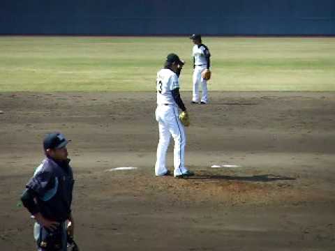 10年4月11日　須永投手投球練習