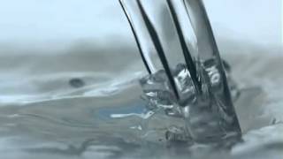LIQUID PEACE Ultra Slow Motion Water Effects
