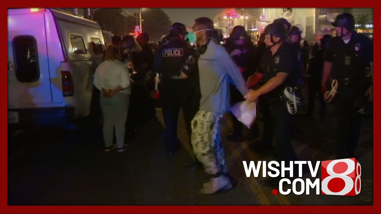 Los Angeles begins curfew following protests