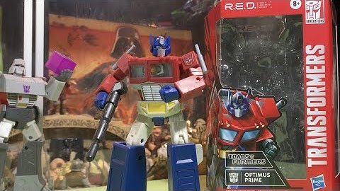 Optimus Prime RED Transformers Robot Enhanced Design 1980’s Cartoon Action Figure Unboxing Spotlight